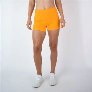 FLEO Zinnia Power High Rise